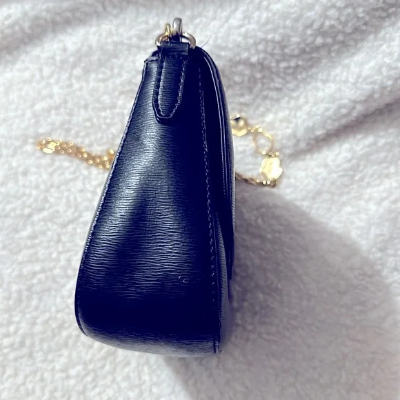 DKNY MINI BAG. - Picture 3 of 7